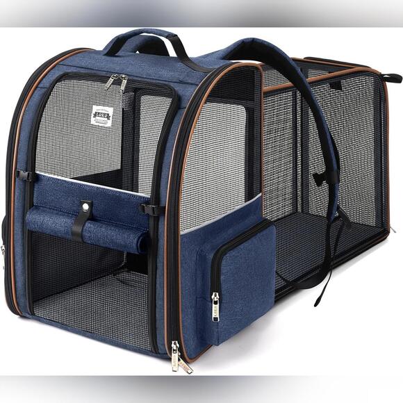 Lekebobor Other - NWT Lekebobor Expandable Pet Carrier Backpack for Pets Up to 18 lbs, Blue